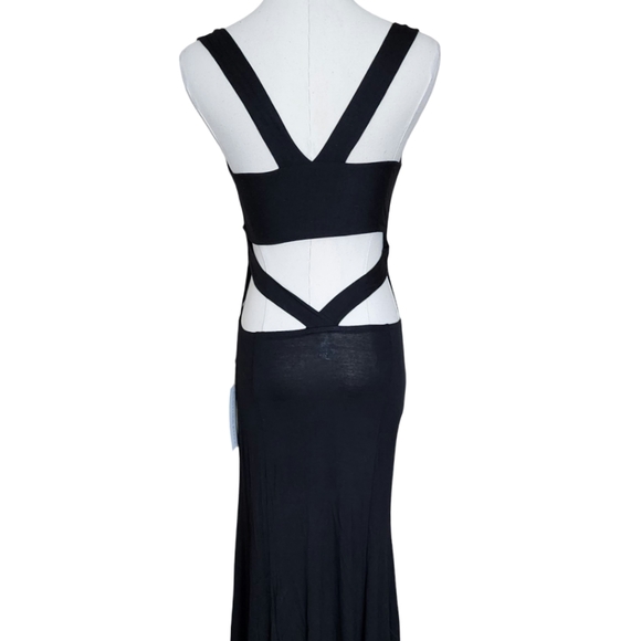 clothes envy Dresses & Skirts - Black Cut-Out Back Maxi Dress, Women's S